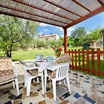 Kuki By Interhome * Poreč