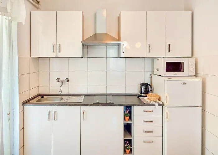 Kuki By Interhome Πόρετς